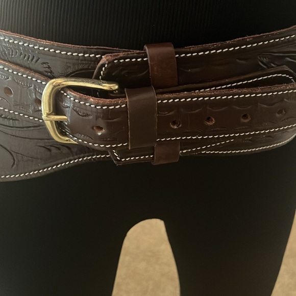 Leather Gun Holster - Picture 5 of 8